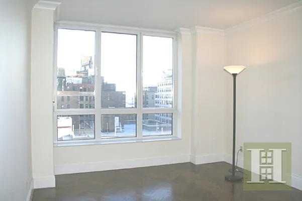 Rented by Halstead Real Estate | media 19