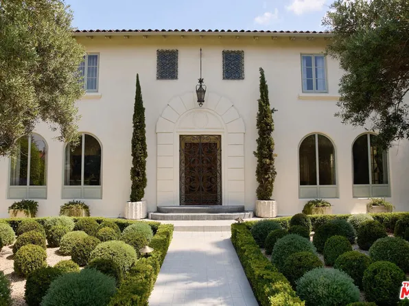 172 S McCadden Pl, Los Angeles, CA 90004