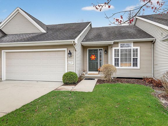 3rd image of 8691 Oakland Hills Cir #2