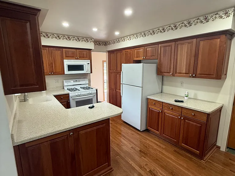 28036 Ann Arbor Trl — Photo 4