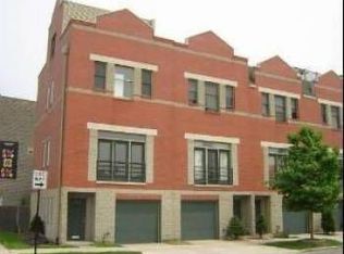 469 N Armour St, Chicago, IL 60642