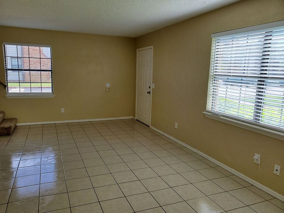 Cottonwood Ridge Condominiums 401 12th Ave SE Norman OK Zillow