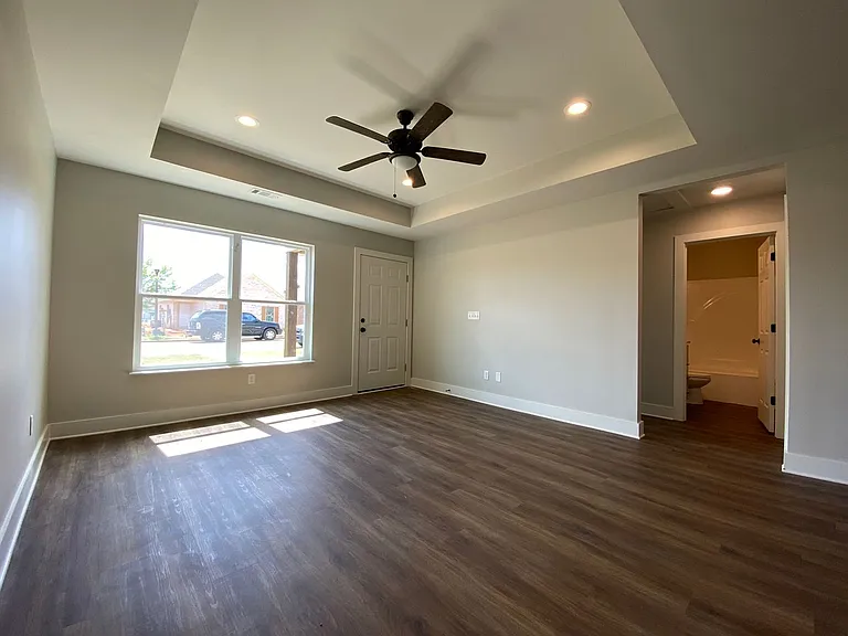6228 Burbank Crossing Loop — Photo 6