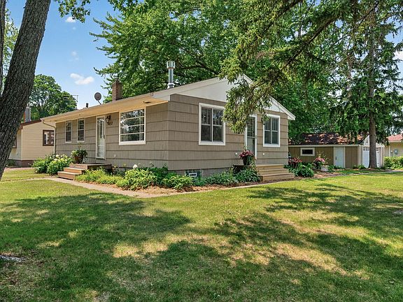 2nd image of 4857 Karen Pl