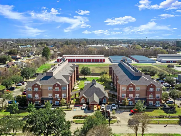 Birdsong Place Villas, 1017 Birdsong St #38f3e9ac2, Baytown, TX 77521
