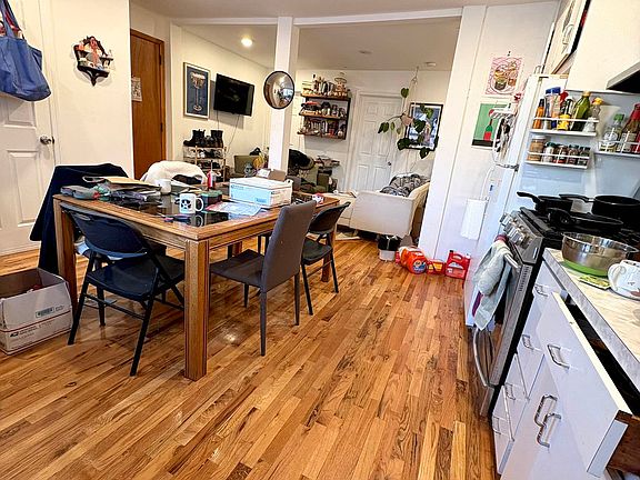 4th image of 101 Skillman Ave #3