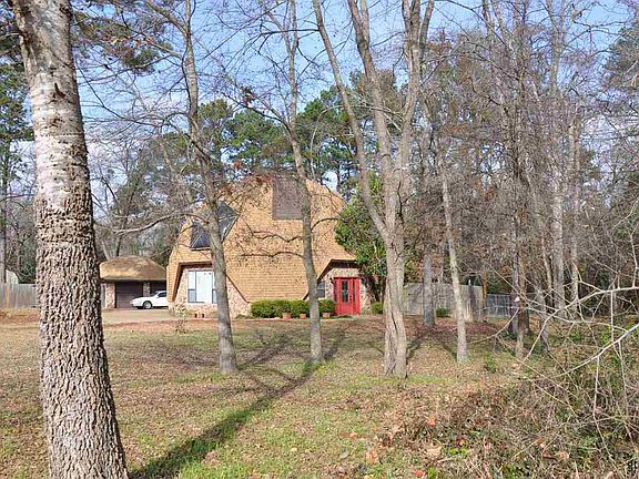 2nd image of 19078 Pinedale Cir