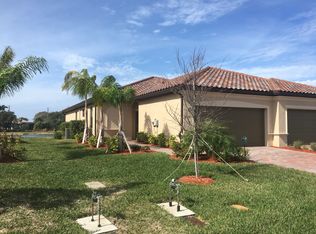 6670 Willowshire Way, Bradenton, FL 34212