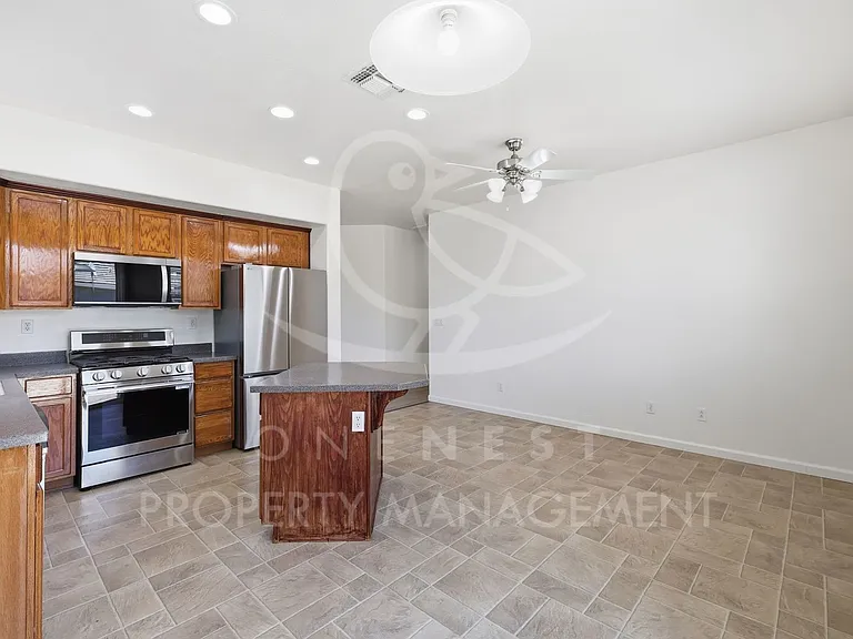 3518 Garden Rose Dr — Photo 7