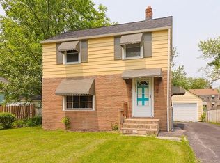 19313 Gardenview Dr, Maple Heights, OH 44137