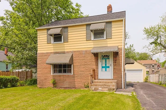 19313 Gardenview Dr photo 1