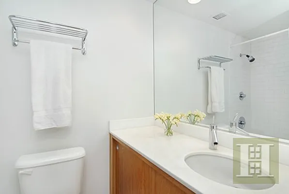 Rented by Halstead Real Estate | media 16