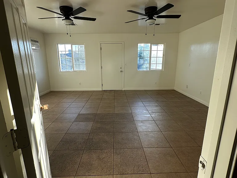 2901 Belhaven St — Photo 34