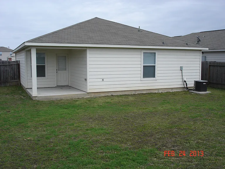 Sunrise Meadow Dr — Photo 3