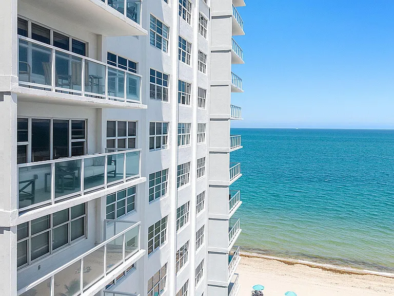 3750 Galt Ocean Dr #1002 — Photo 2