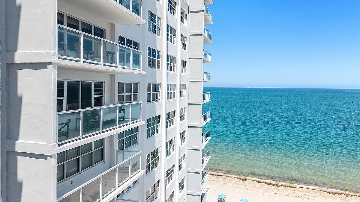 Building Photo - 3750 Galt Ocean Dr #1002