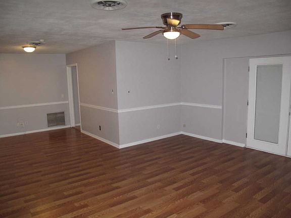 4th image of 1666 4th Pl