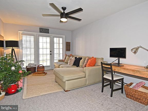 5th image of 9493 Fairfax Blvd APT 202