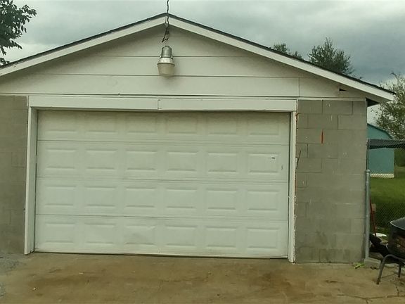 3rd image of 4603 Campbellsville Rd