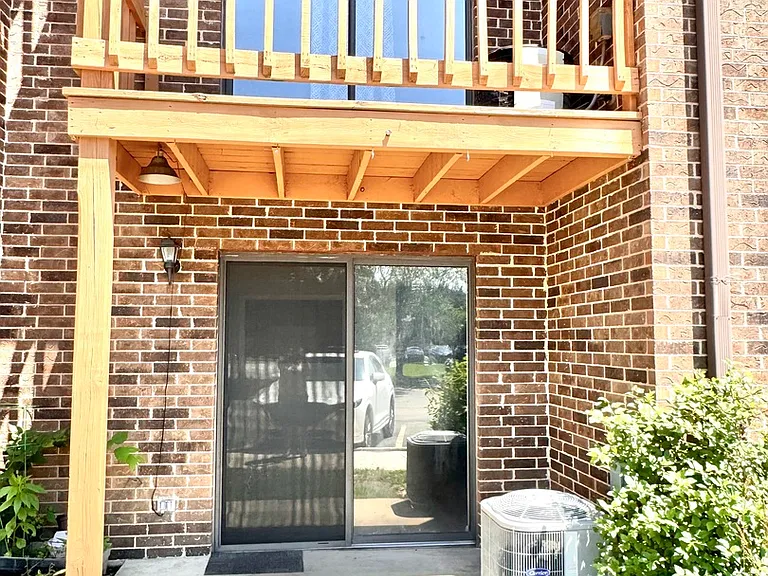 2264 Abbeywood Dr #1 — Photo 9