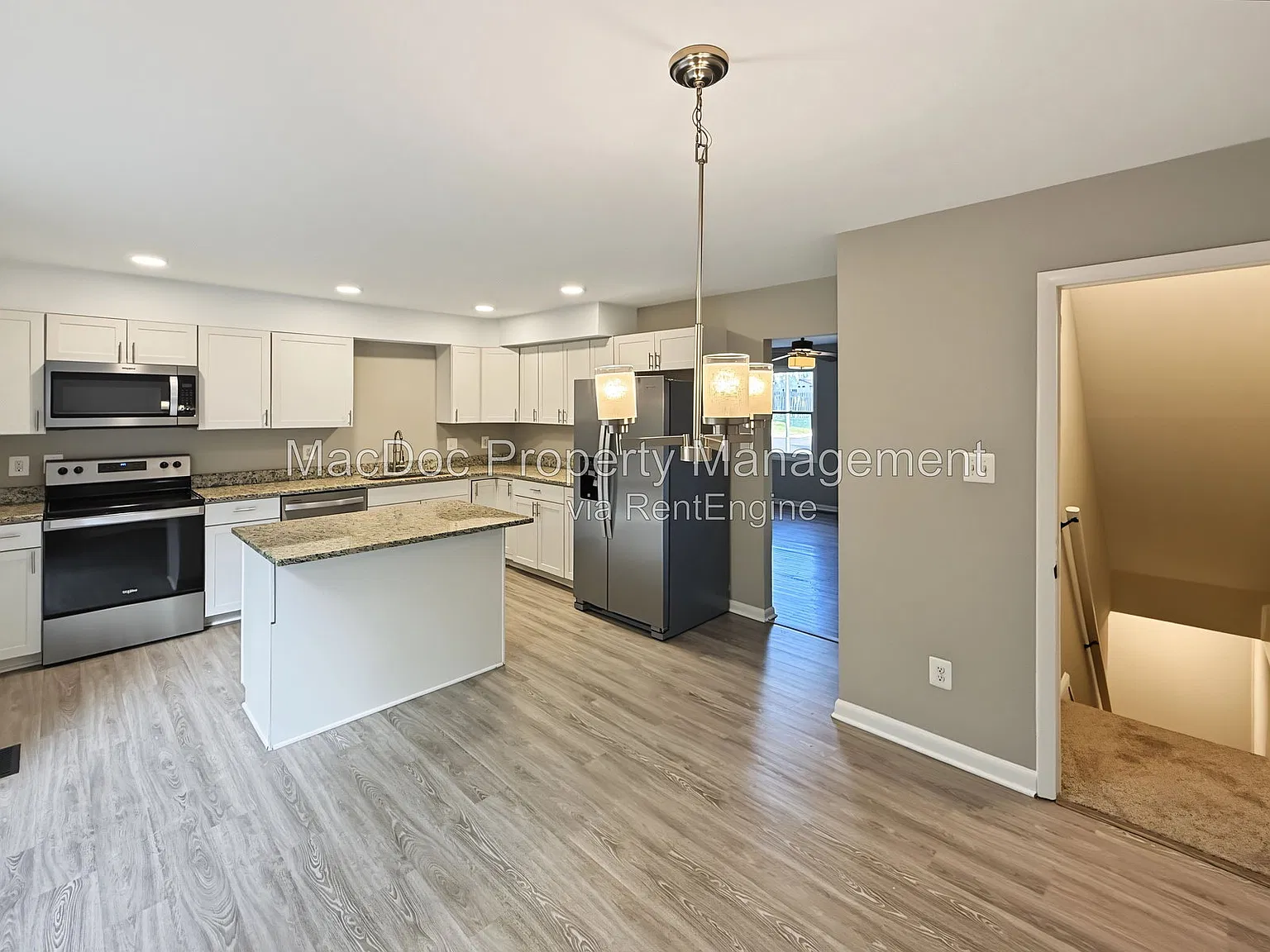3 bed, 2.5 bath, 1620 sqft, $2,295 — Photo 3