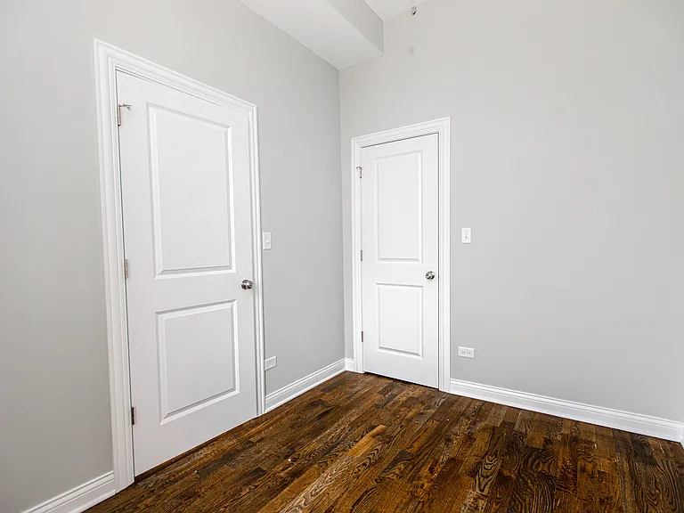 1644 N Kedzie Ave — Photo 11