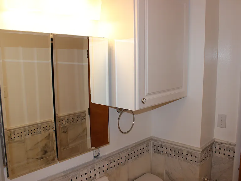 772 Southport St — Photo 16
