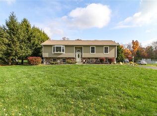 5 Joan Ln, Wappingers Falls, NY 12590