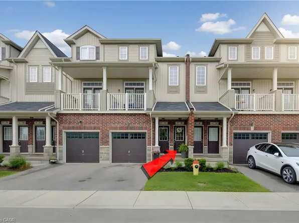 403 Westwood Dr #38, Kitchener, ON N2M 0B5