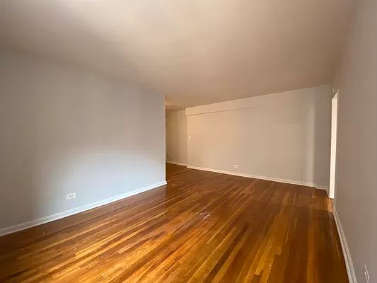 4th image of 83-45 116th St #4B