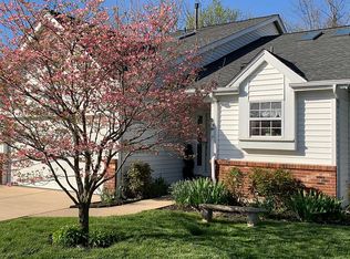 1311 Eagles Way Ct, Hazelwood, MO 63042
