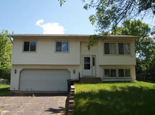 9515 Van Buren St NE, Blaine, MN 55434