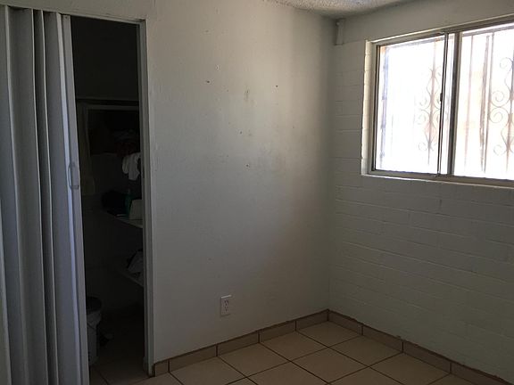 5th image of 3509 E Ellington Pl