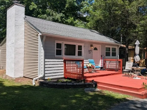 31 Hewitt Rd, West Milford Twp., NJ 07421