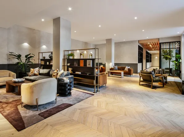 54 Crown Street image 20 of 44