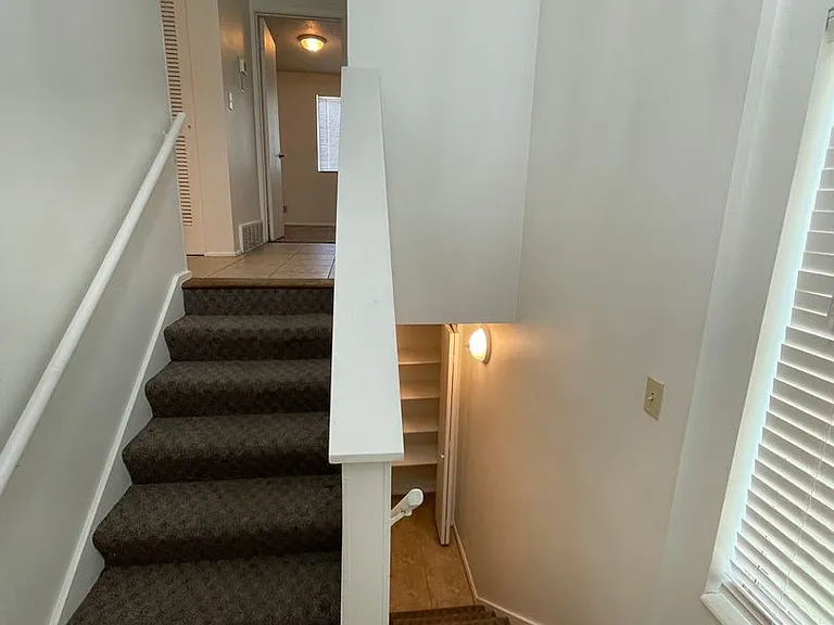 1893 E Jeremy Ct — Photo 10