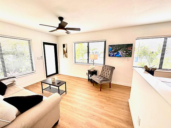 5th image of 754 NE 40th Street