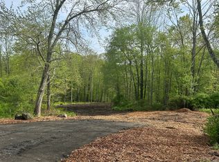 8 E Shore Rd, Morris, CT 06763