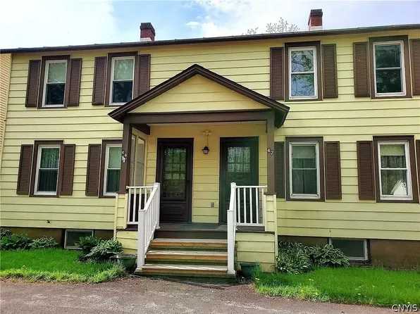 44 Railroad St, Whitesboro, NY 13492