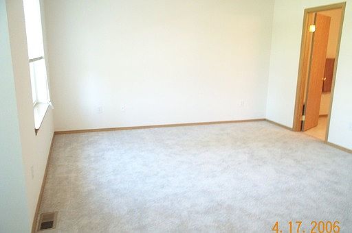 2nd image of 13723 97th Ave E APT B