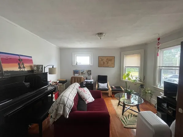 22 Dante Ave #22, Belmont, MA 02478