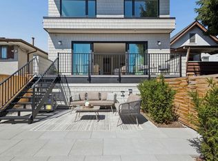 2124 E 8th Ave #3, Vancouver, BC V5N1V5