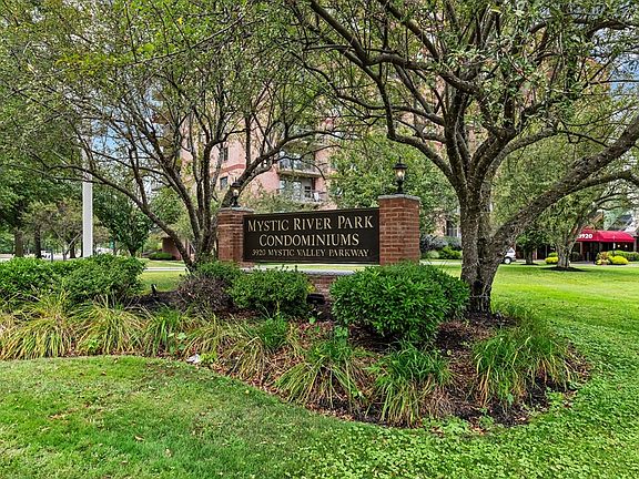 3rd image of 3920 Mystic Valley Pkwy APT 517
