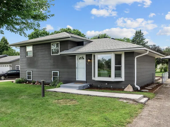 1304 Hillsboro Ave, Champlin, MN 55316