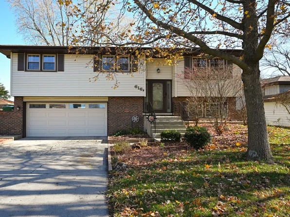 616 Shorewood Dr, Shorewood, IL 60404