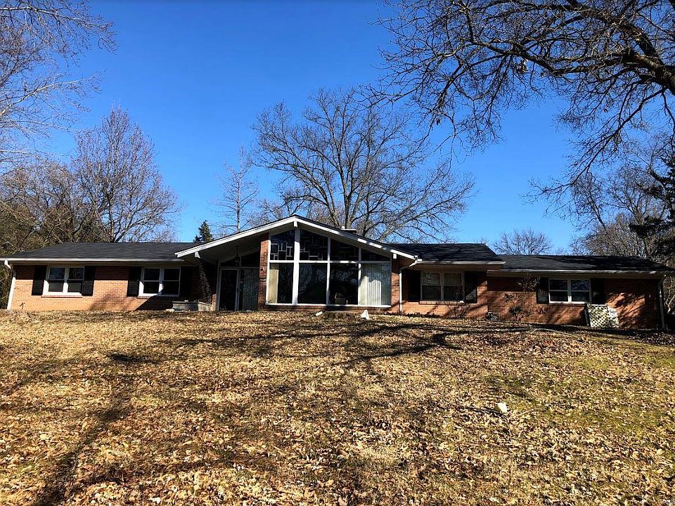 1st image of 10671 Country View Dr