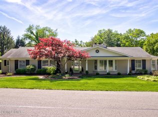 2100 Camargo Rd, Riverwood, KY 40207