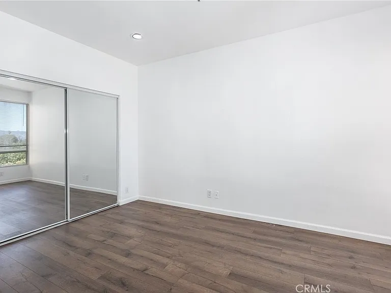 19350 Sherman Way #208 — Photo 15