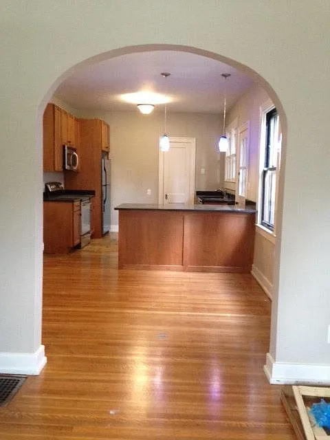 2 bed, 900 sqft, $1,295 — Photo 3