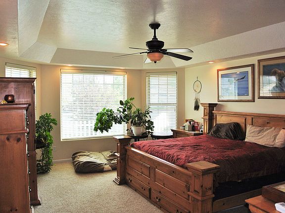 2nd image of 2620 Smarty Jones Ln